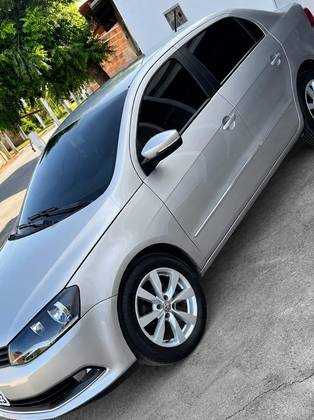 VOLKSWAGEN VOYAGE 1.6 MI HIGHLINE 8V FLEX 4P MANUAL